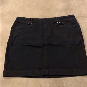 White House Black Market skirt